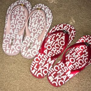 BUNDLE DEAL ITEM😁!! Michael Korda Flip Flops